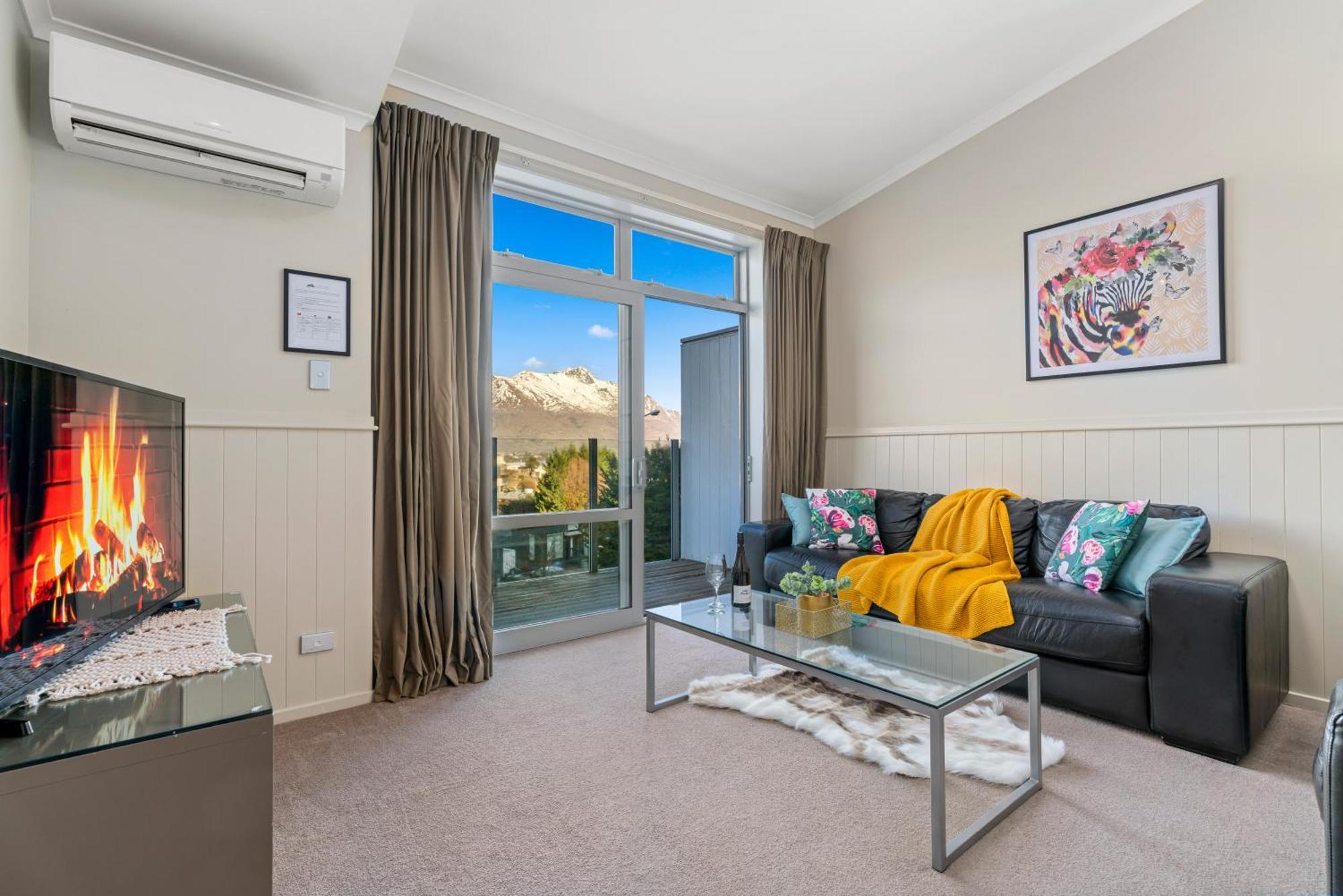 2-Bedroom Apartment With Lake & Mountain View - Beechwood Queenstown Bagian luar foto